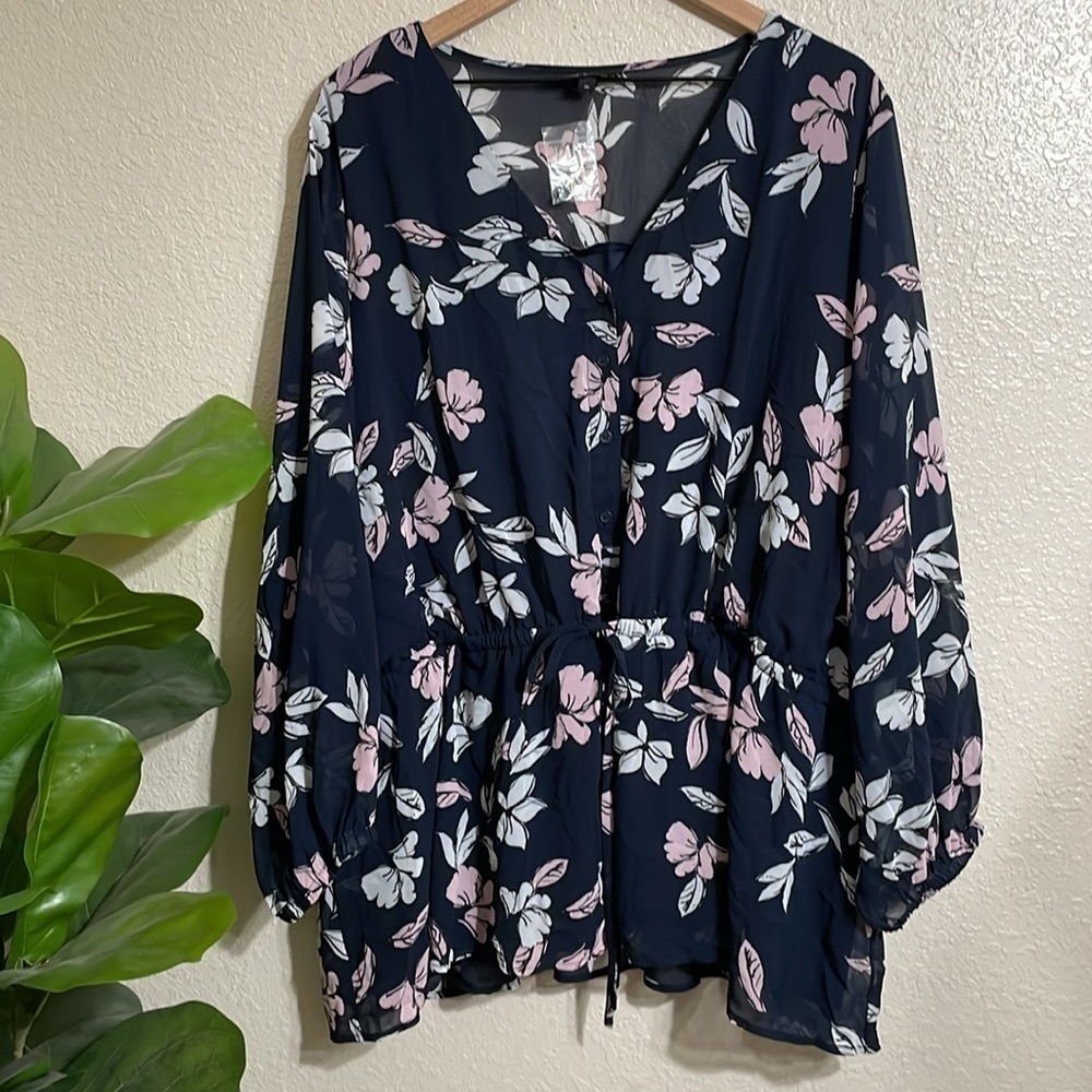 Lane Bryant floral long sleeve blouse - Picture 2 of 10